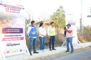 JAIRO MORALES ENTREGA OBRAS EN LA COMUNIDAD DE LA PRESITA