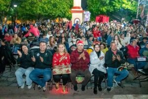 LANDA DE MATAMOROS ENCIENDE LA MAGIA DE LA NAVIDAD