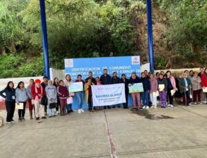 CERTIFICA SESA A COMUNIDAD Y ESPACIO DE RECREACIÓN SALUDABLE EN PINAL DE AMOLES