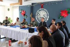PARTICIPA FELIFER MACÍAS EN REUNIÓN DE COORDINACIÓN POR EL TREN MÉXICO–QUERÉTARO