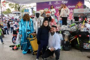 LOS REYES MAGOS LLENAN DE MAGIA Y ALEGRÍA EL JARDÍN PRINCIPAL DE AMEALCO