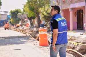 SUPERVISA FELIFER MACÍAS OBRA CLAVE DE PREVENCIÓN PLUVIAL EN PEÑUELAS