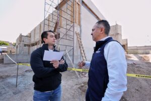 FORTALECE FELIFER MACÍAS LA EDUCACIÓN EN LOMAS DE CASABLANCA CON NUEVO AUDITORIO ESCOLAR