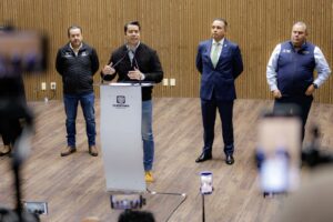 PRESENTA FELIFER MACÍAS OPERATIVO PARA REDUCIR AFECTACIONES POR INICIO DE LA OBRA FEDERAL DEL TREN MÉXICO –QUERÉTARO